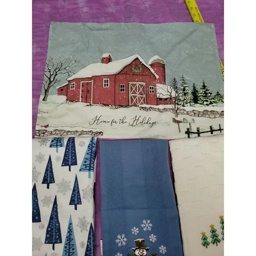 Lot of Christmas Blue WHite Green Tree Snowman Kitchen Towels Bath & Bonus Barn